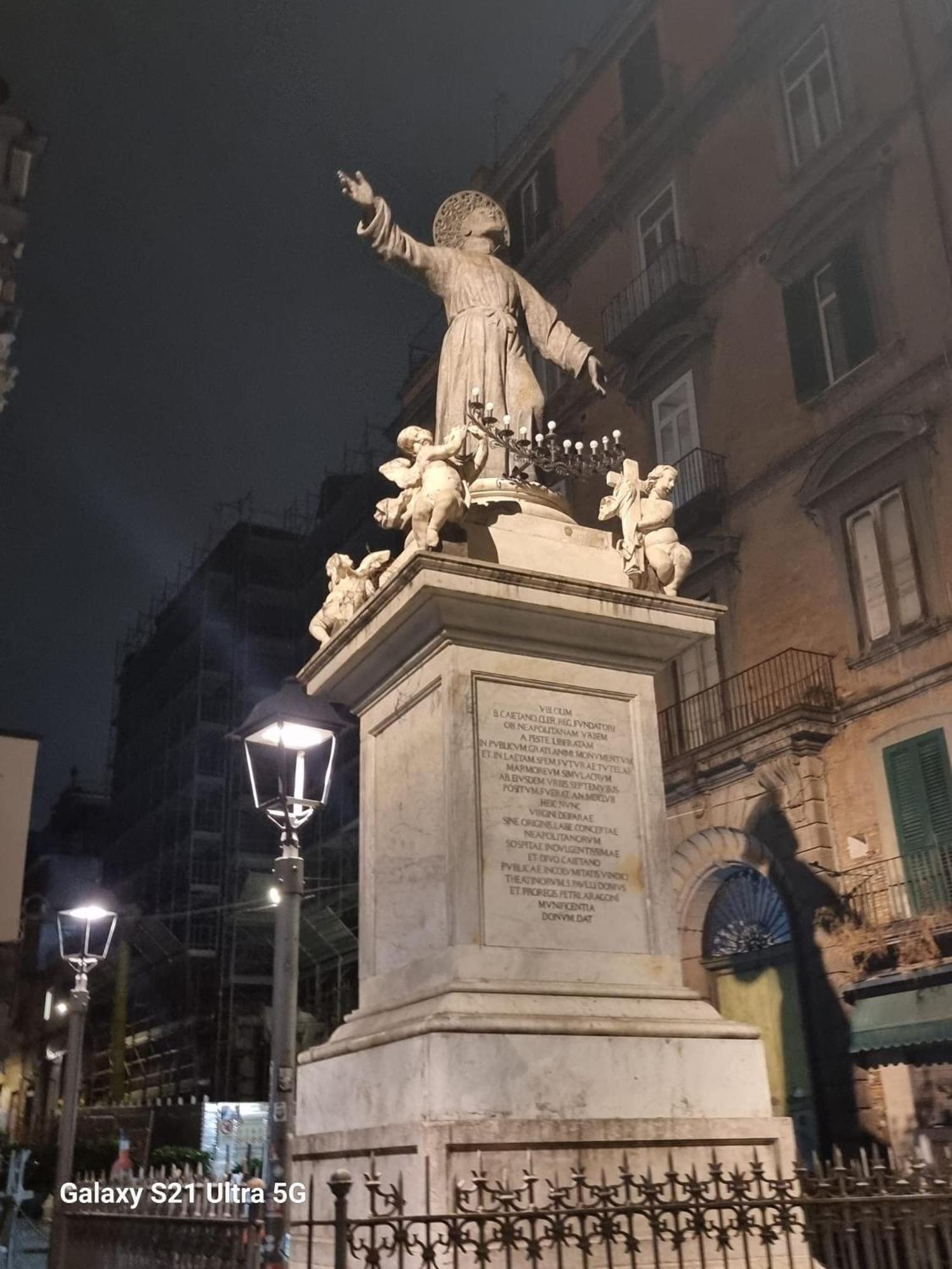 ナポリDint ' O Vico San Petrilloアパートメント エクステリア 写真